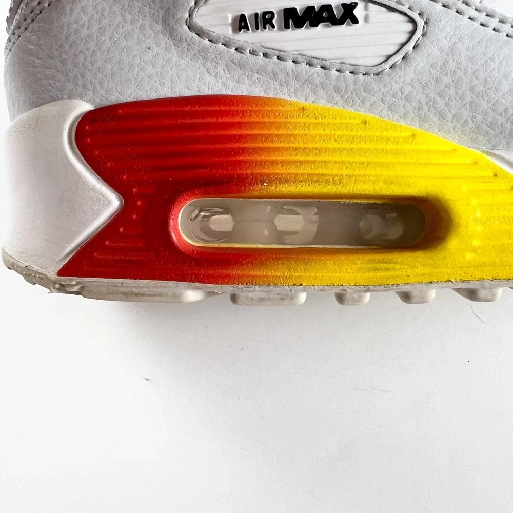 NIKE AIR‎ MAX 90 Size Womens's 8.5 Tennis Shoe Youth 7 US  HF5181-001